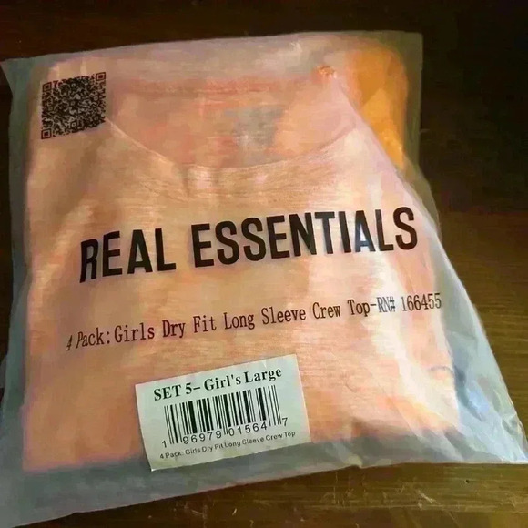 Girls long sleeved wicking t-shirts. 4-pack size large. - Picture 2 of 4